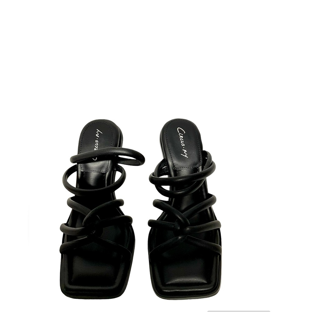 Saks off 5th black Strappy sandal heels